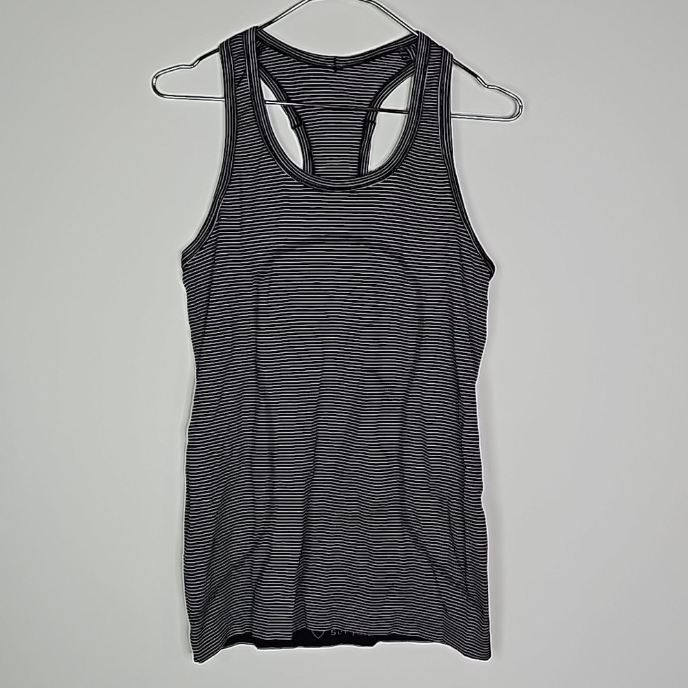 Lululemon size 6 black and white pinstripe tank top
